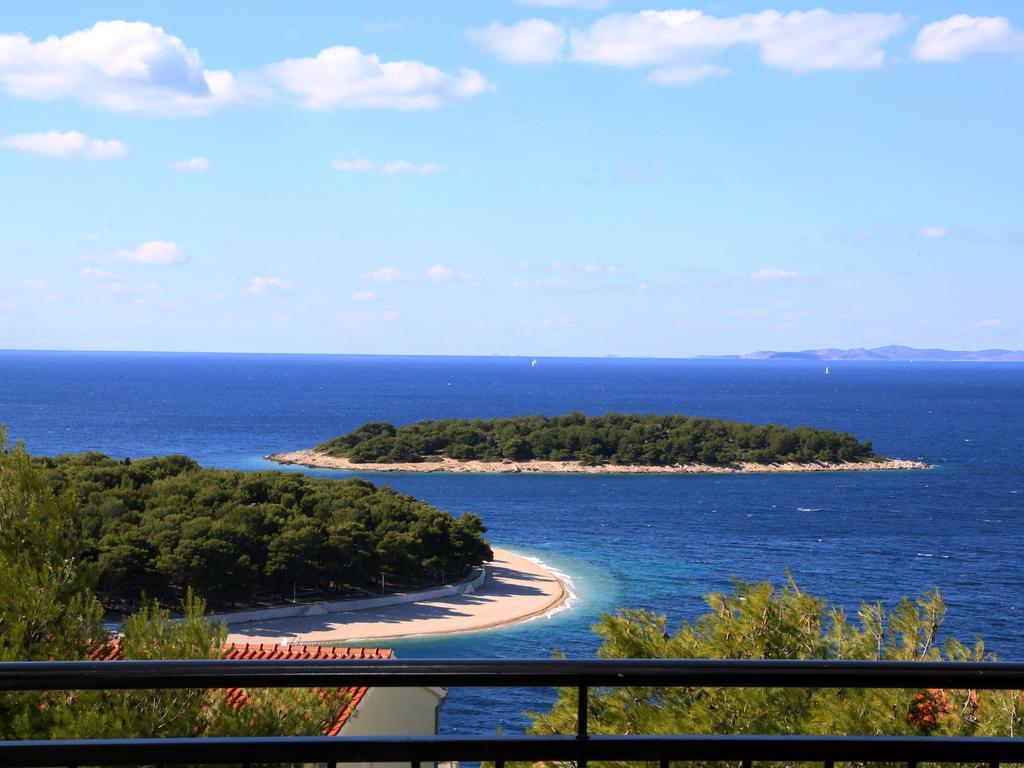 Lovely Apartment With Beautiful Pool Primošten Buitenkant foto